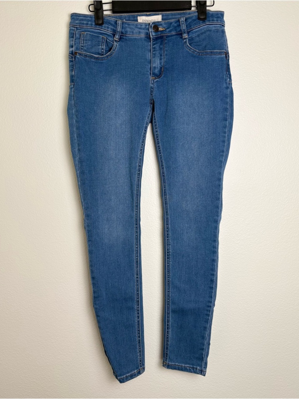 Essentials Women's Skinny Mid Waist Full Length Skinny Jeans Size 40(large)
